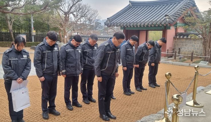 오죽헌, 강릉해양경찰서장 초청 참배