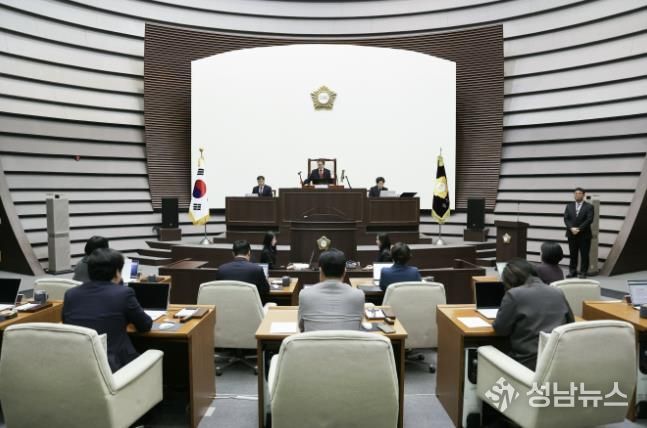 광주시의회 제322회 임시회 폐회… 조례안 등 안건 처리