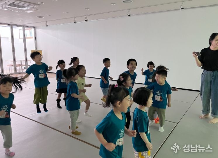 유아교육기관 대상 1일 도서관 체험학습