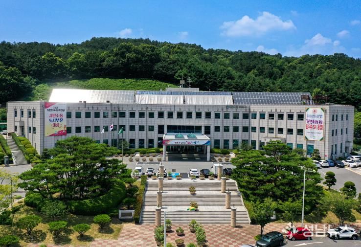 계룡시 청사 전경