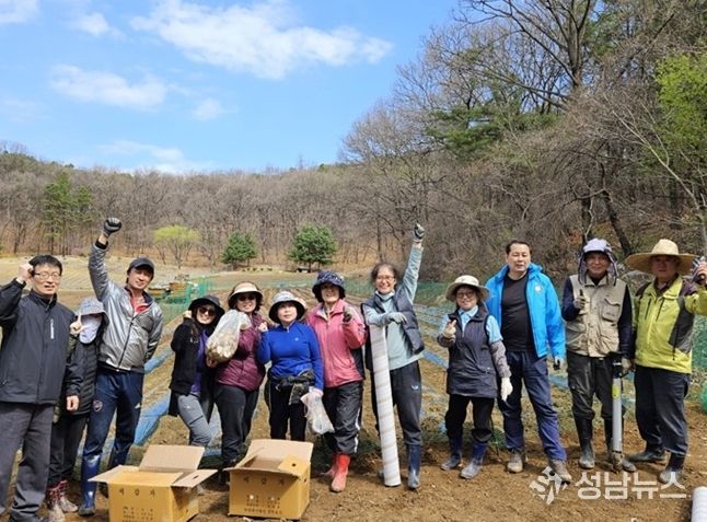 파주시 탄현면 주민자치회, ‘이웃 사랑 감자 심기 행사’ 개최