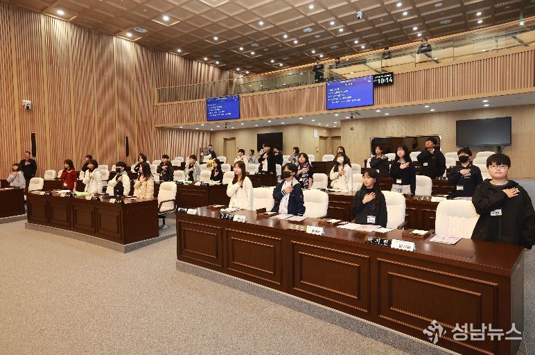 청주 봉정초교 대상 청소년 의회교실